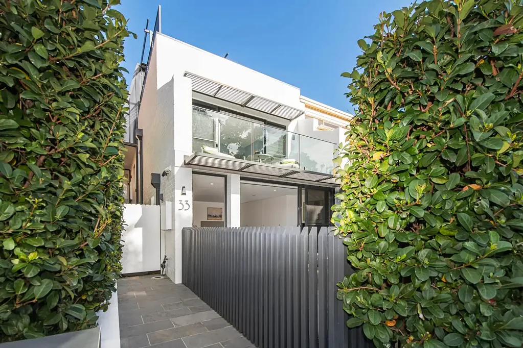 Cammeray 4Habitaciones Prestige north facing home offering wide appeal