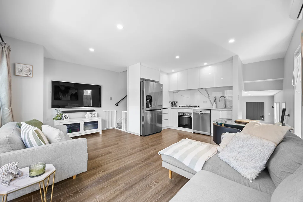 4/1A Halsey Road, Manurewa, Manukau City, Auckland