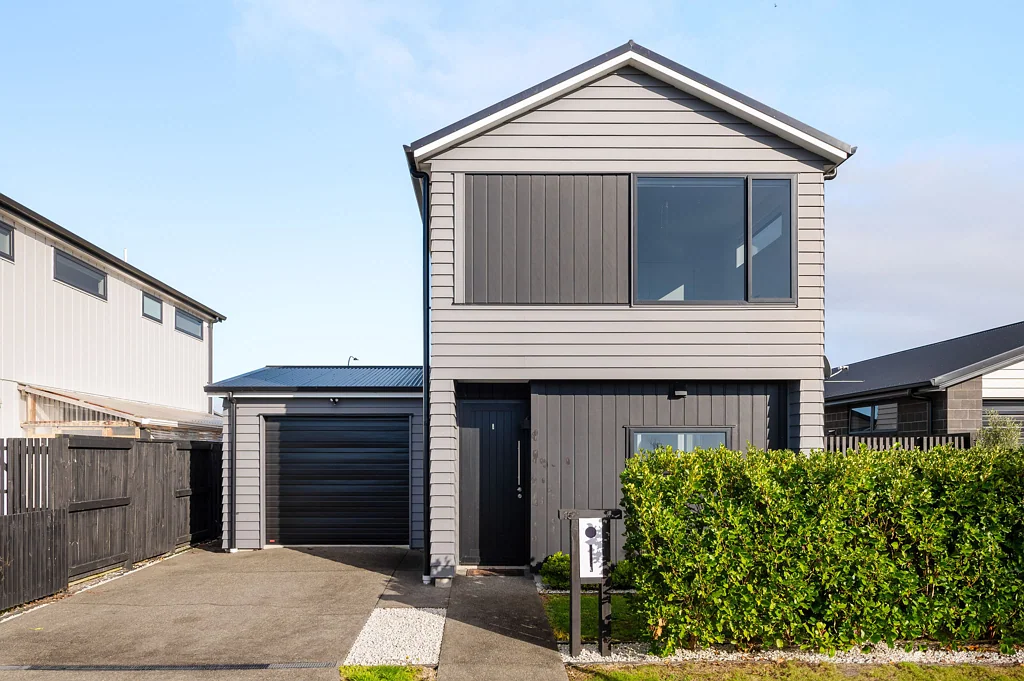 Chartwell 3ਬੈੱਡਰੂਮ Effortless living in premium location!