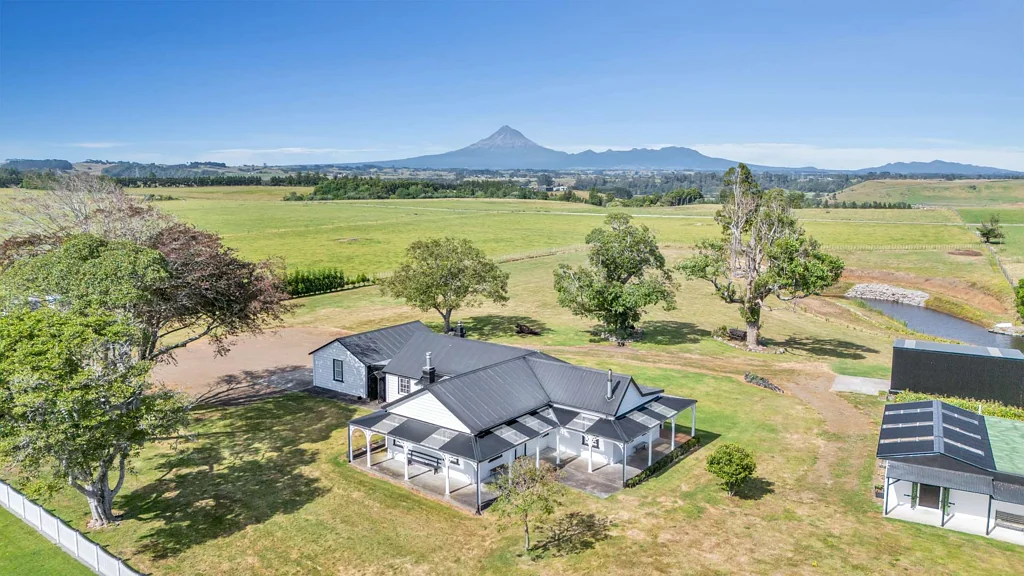 Tikorangi 3ਬੈੱਡਰੂਮ Breathtaking Country Estate!