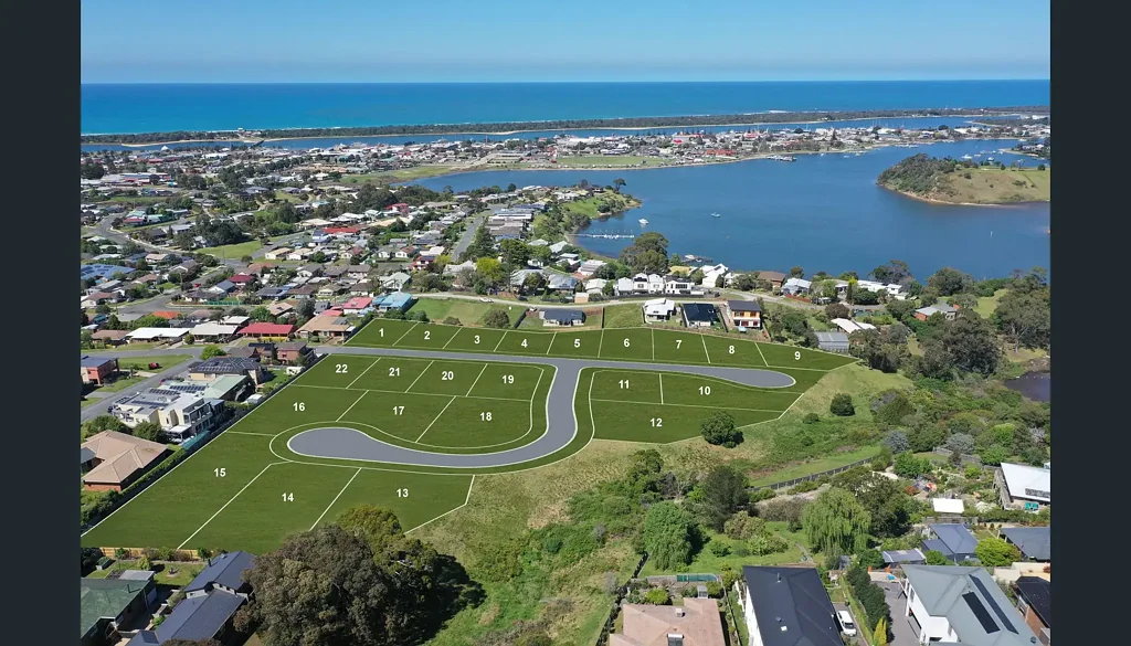 Lakes Entrance Prime Coastal Land with Spectacular Views!