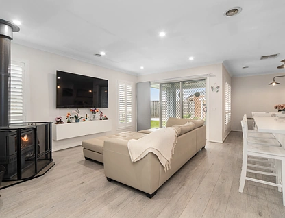 65 Swindale Way, Clyde North, VIC 3978, 4 कमरे, 2 बाथरूम, House