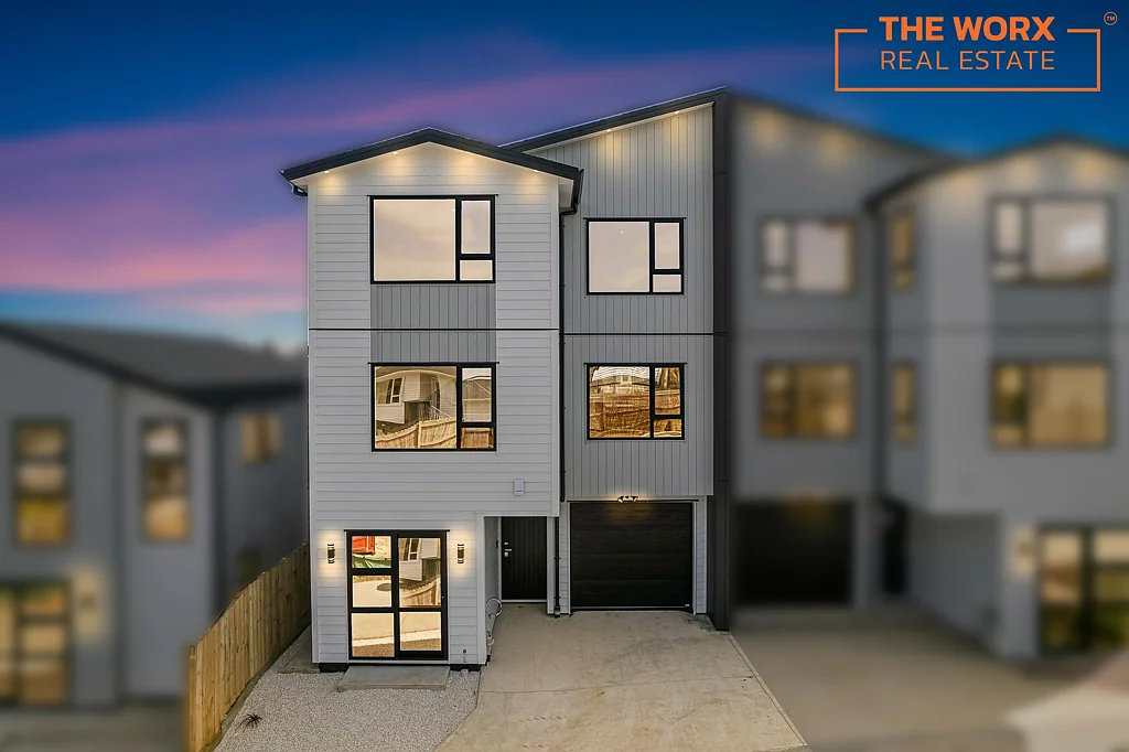 Manurewa 6部屋 Brand New 3-Storey 6-Bedroom Home - Move-In Ready!