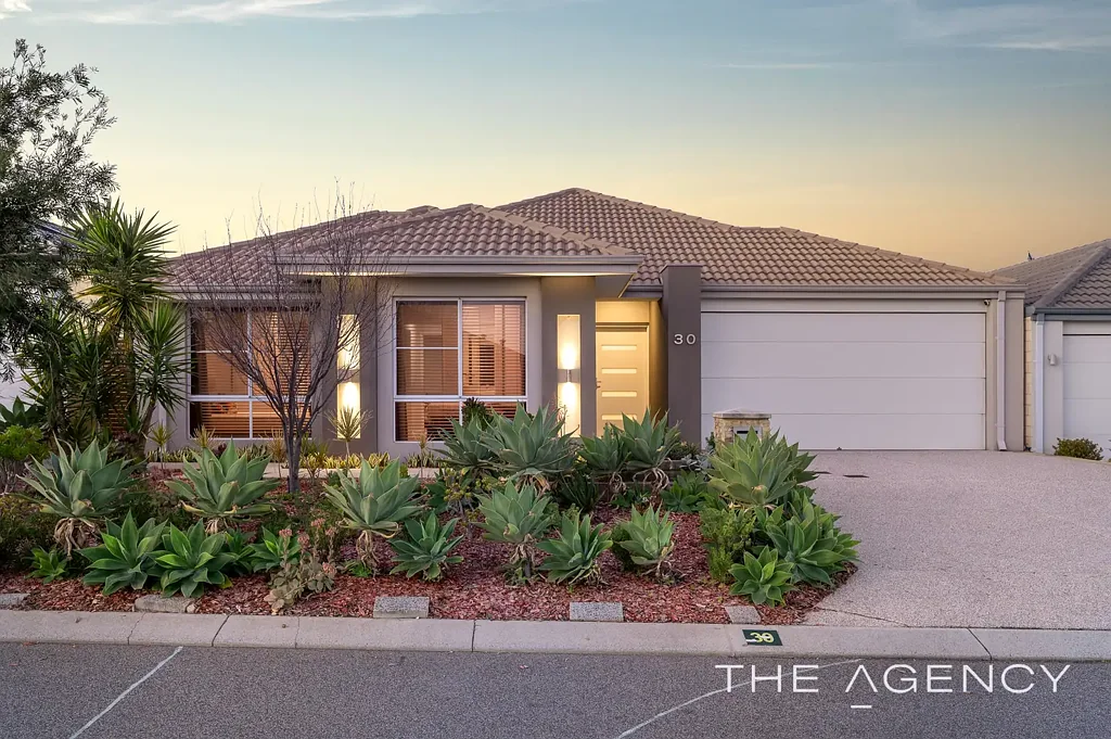 30 Citrine Street, Treeby, WA 6164