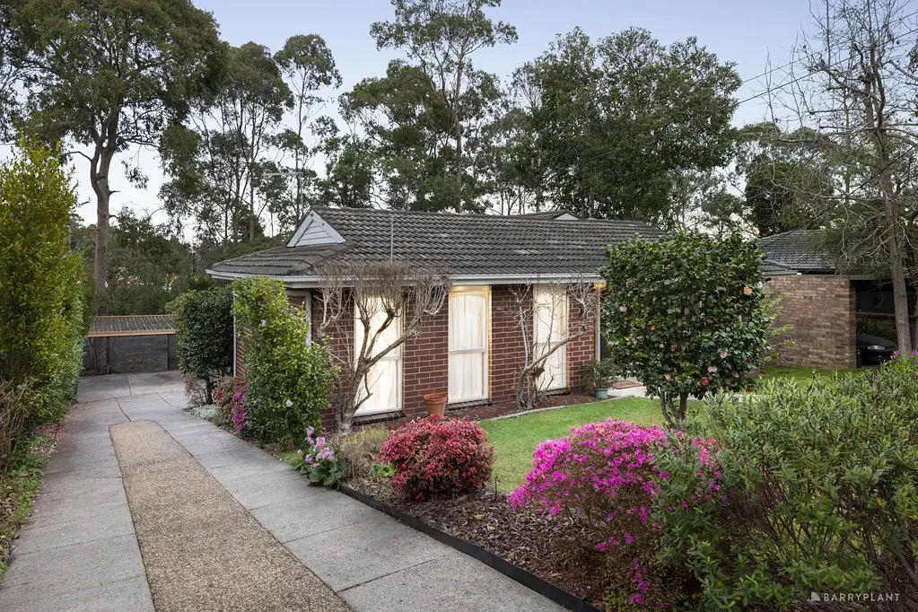 Donvale 4Kwarto Family Space in a Leafy Lifestyle Setting