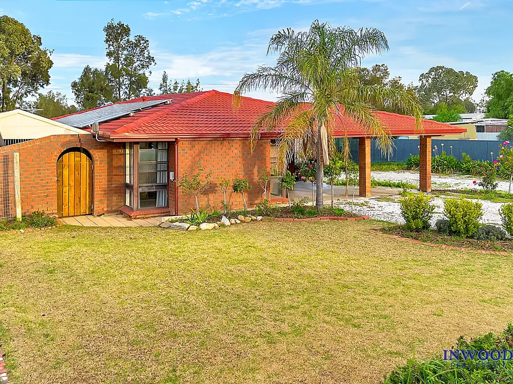 Globe Derby Park 4Zimmer Space, substance and lifestyle. The perfect family home. Rural freedom and city convenience.