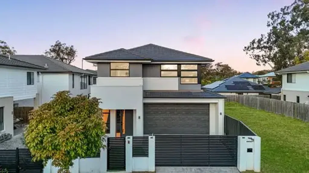 Rochedale 4 Bedroom Stylish, Smart & Spacious - A Modern Masterpiece in Rochedale