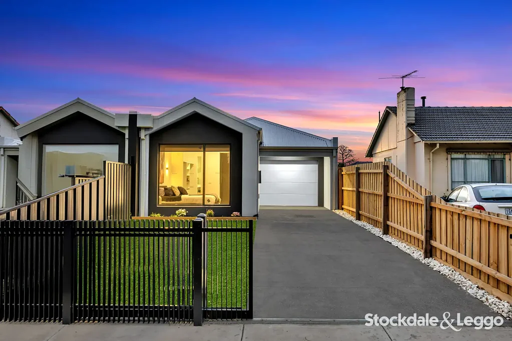 Laverton 3Moenga Brand-New Single-Storey Home in the Heart of Laverton!!!