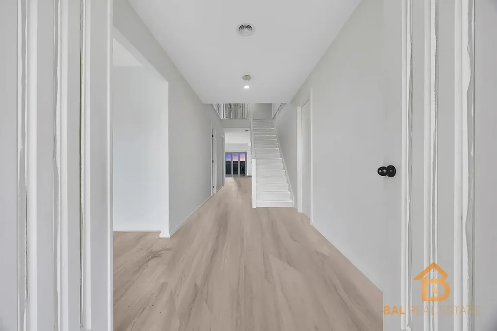 Truganina 5 Slaapkamer *WHERE LUXURY MEETS ELEGANCE-BRAND NEW DOUBLE STORY*