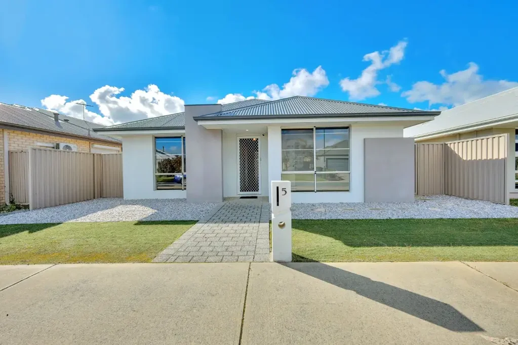 Beautifully presented 4-bedroom, 2-bathroom home