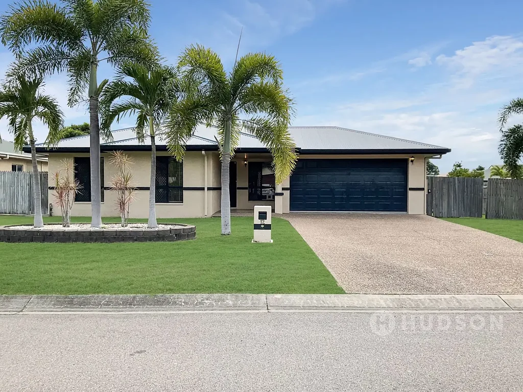 Annandale 4房  GREAT LOCATION.  LARGE HOME & POOL. INVEST NOW AND LIVE AT LEASE END.