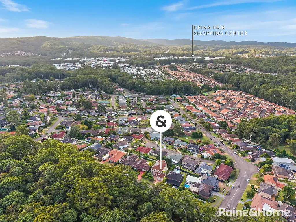 Green Point 5房  LARGE FAMILY HOME IN A SOUGHT-AFTER LOCATION