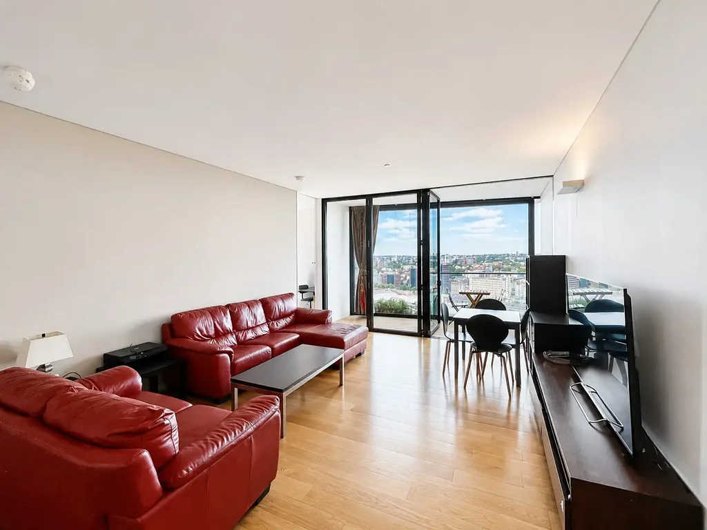 Stylish Furnished 2-Bedroom Apartment in CENTRAL PARK