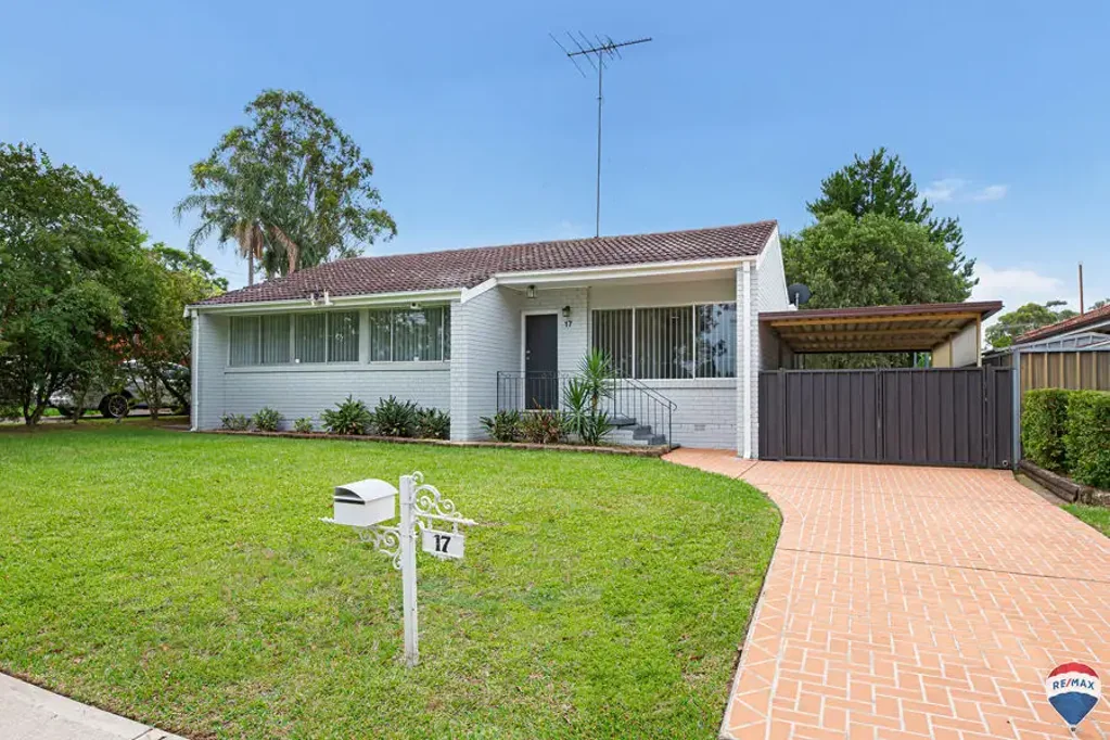 JUST LISTED | $750pw - Spacious Family Living in Prime Cambridge Park Location