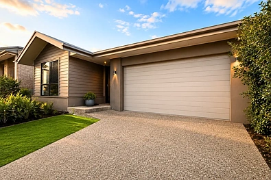 Springfield Lakes 4房 理想地段 Auction SAt.12/9@2.30PM