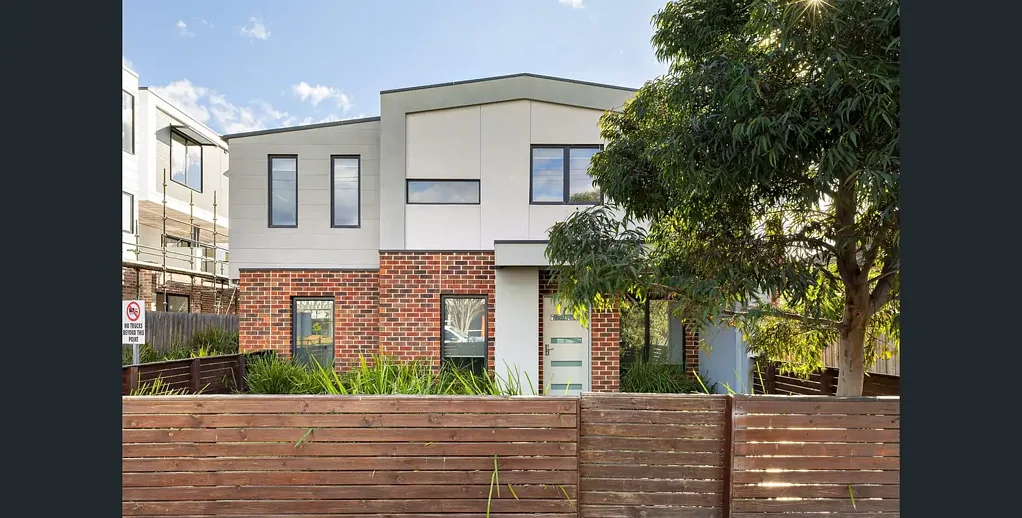 Modern Living in Prime Pascoe Vale Location