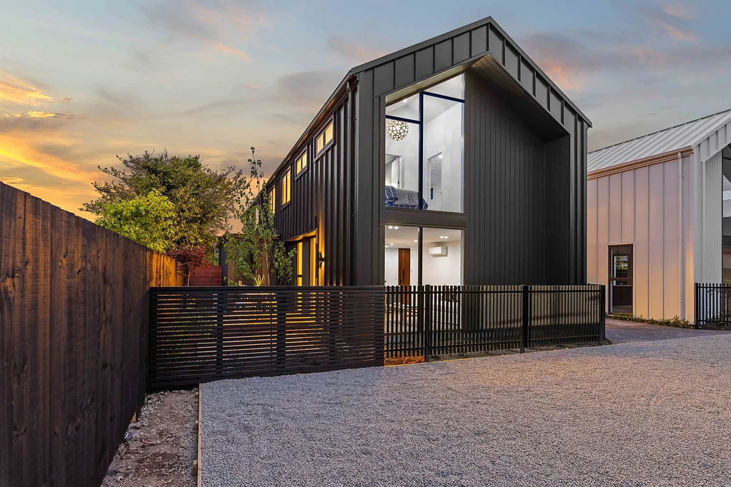 Merivale 3Kwarto Brand-New Townhouse in Prime Position