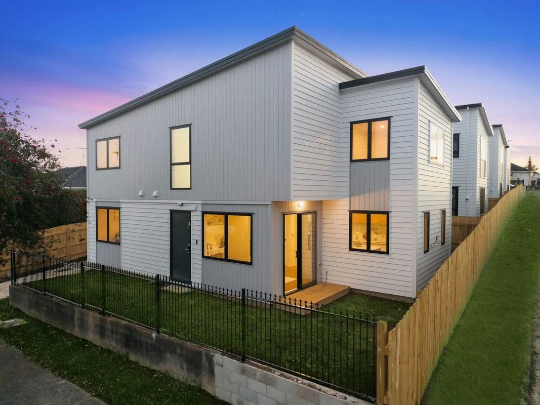 Manurewa 4Moenga Brand New Road Frontage - Excellent Value!