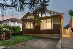 17 WHITFIELD AVE, Ashbury