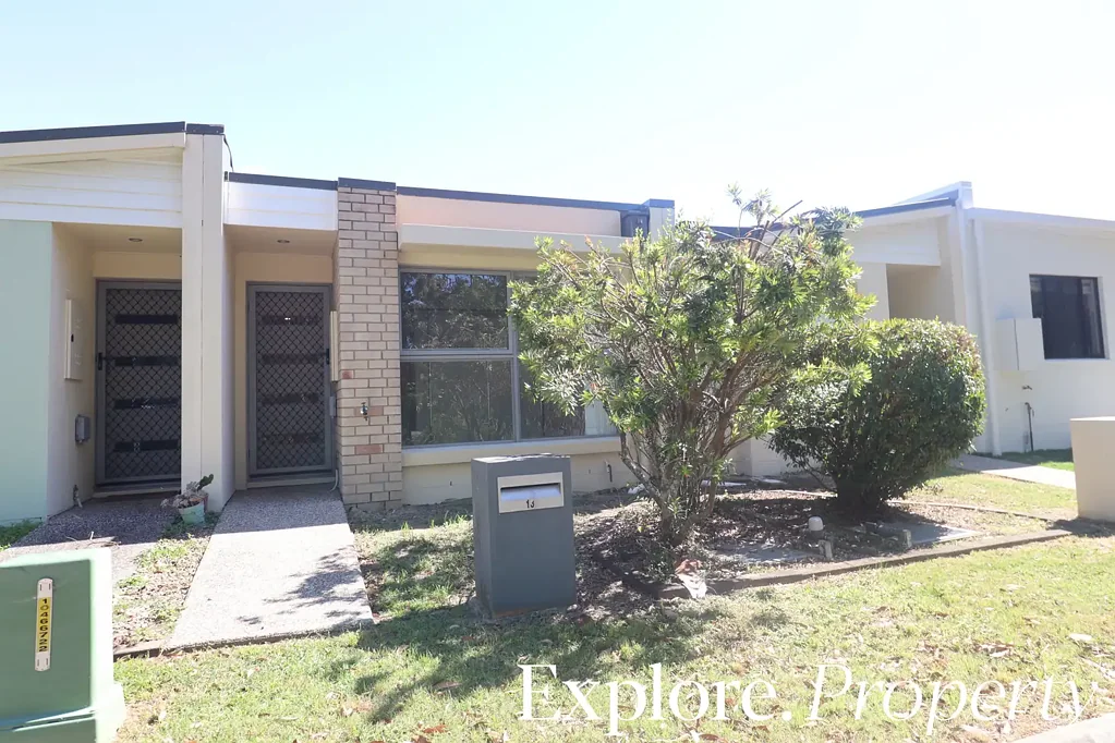Low Maintenance Home in Woodlands Estate