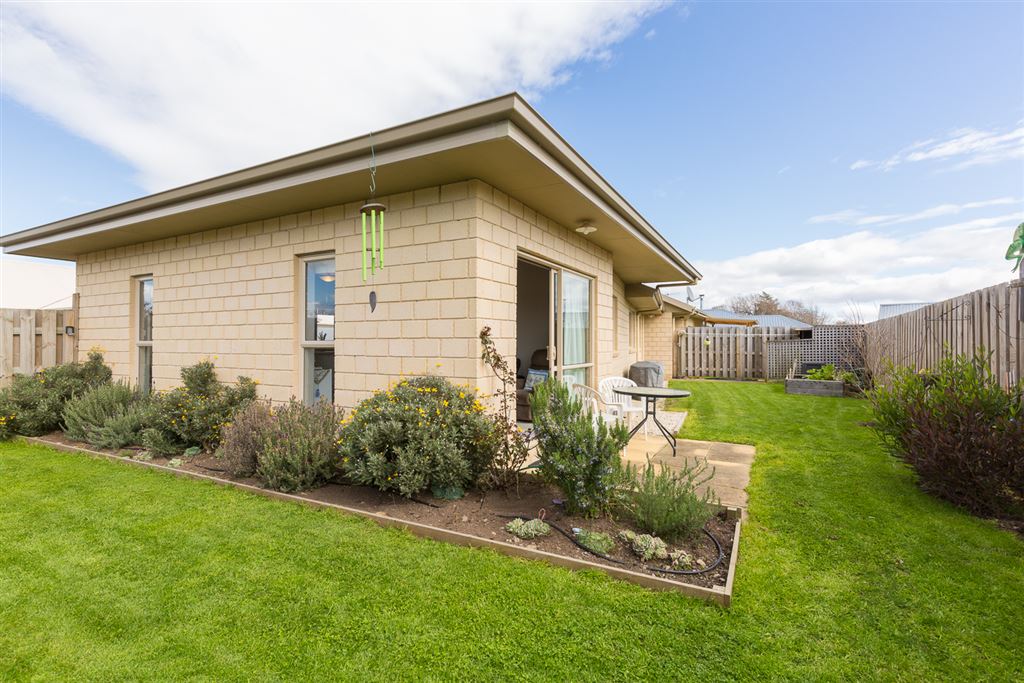 79a Iwa Street, Mapua, Tasman, 2 rūma, 1 rūma horoi