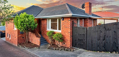 NEW LYNN, 3 BEDROOMS