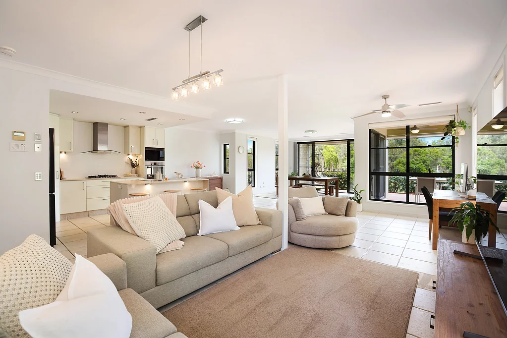 2033/1 The Vistas Drive, Carrara, QLD 4211