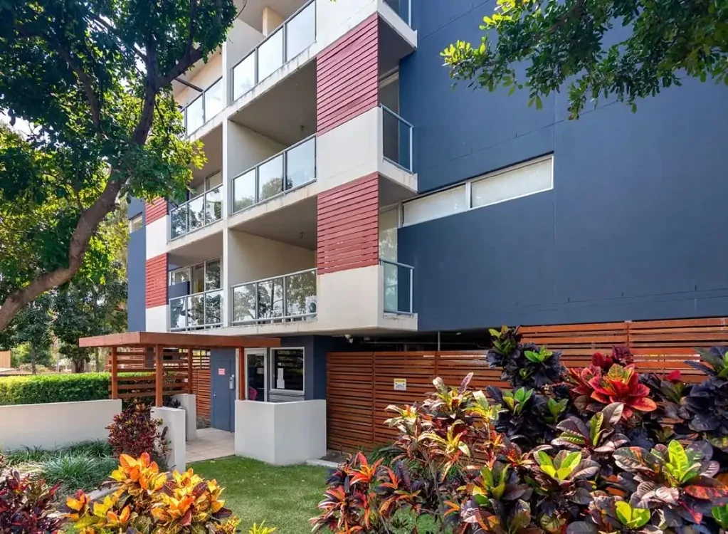 Southport 2Phòng ngủ Prime Southport Living Close To Light Rail & Queen Street Village