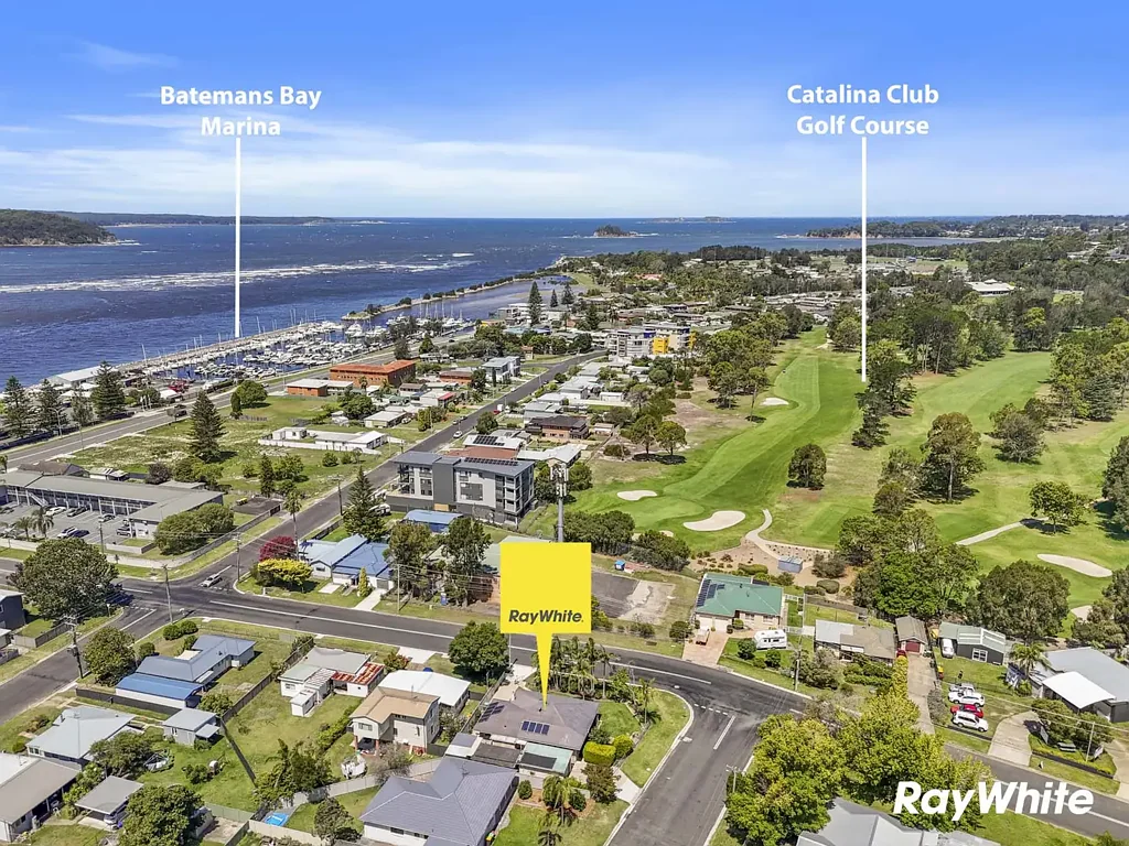 Batemans Bay 3 Slaapkamer ZONED MEDIUM DENSITY - Land Banking Opportunity