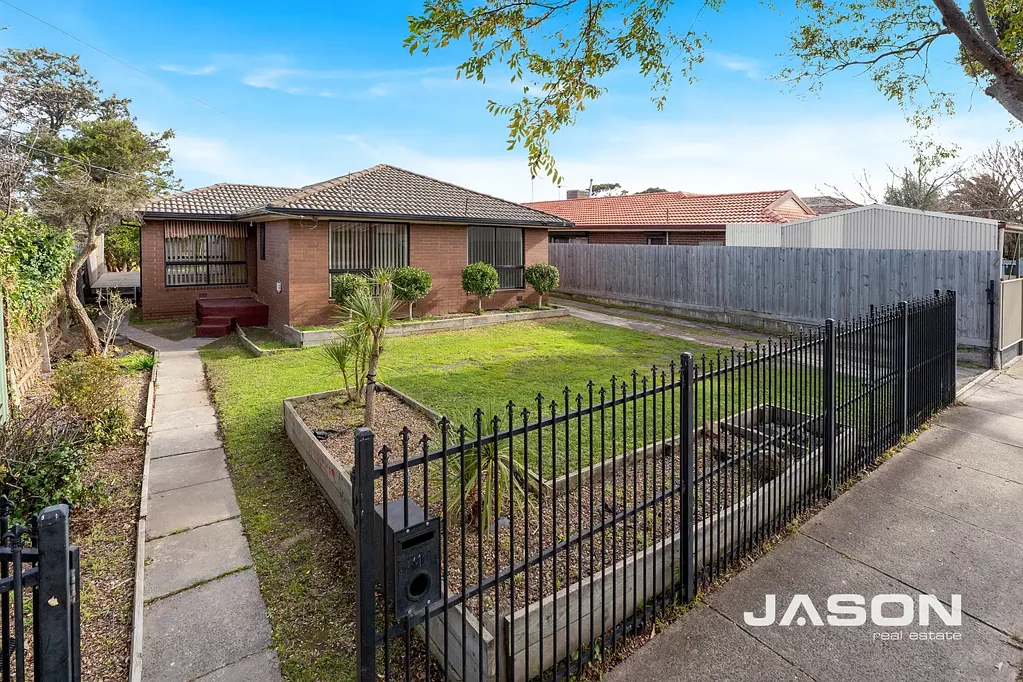 Craigieburn 4 Slaapkamer Walk to Everything!