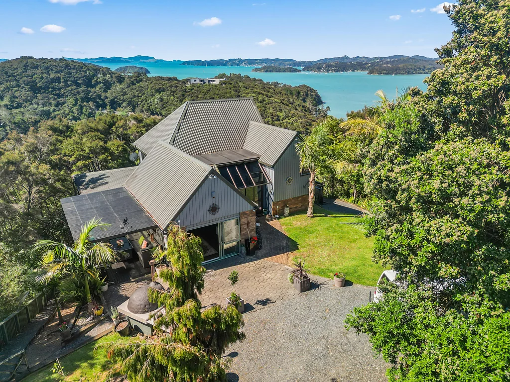 Paihia 4બેડરૂમ Space, views, and privacy