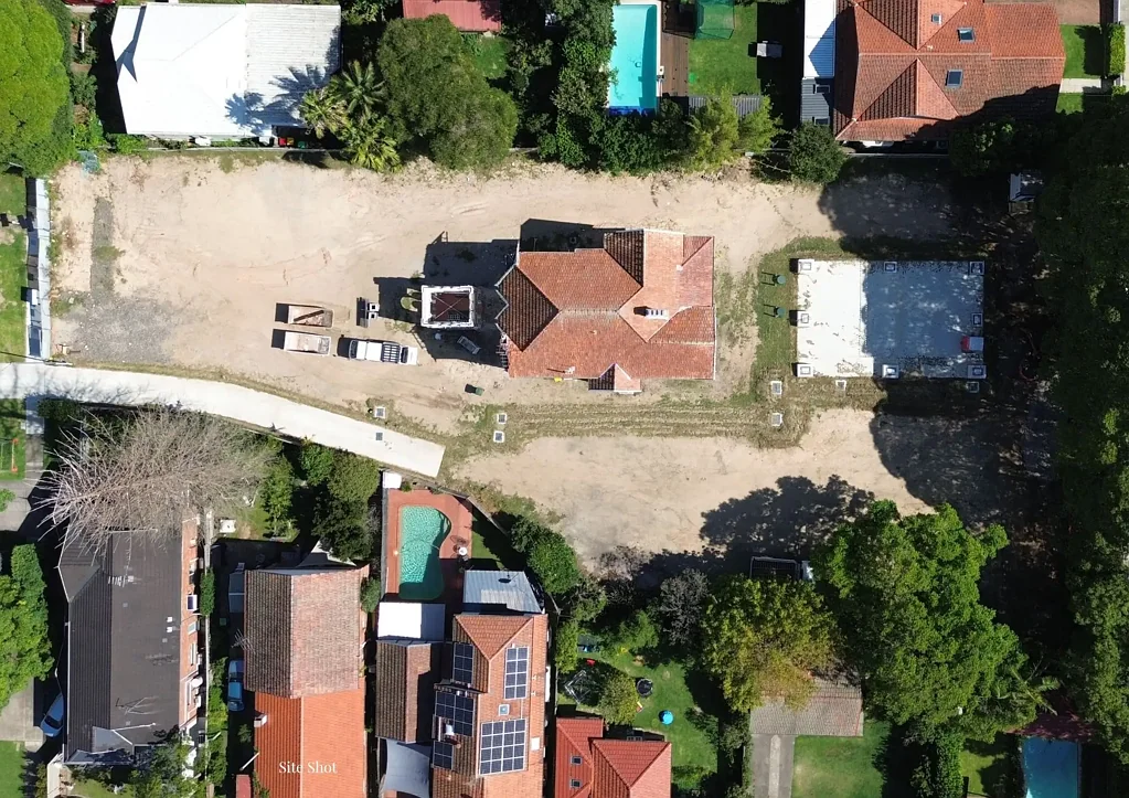 Willoughby East An extraordinary opportunity to acquire a boutique development site on the Lower North Shore.