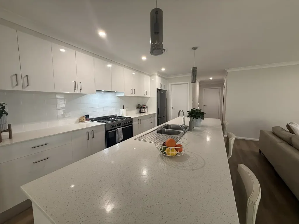 Modern Family Home in North Tamworth