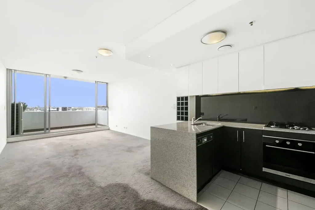 Stylish two bedroom apartment in the heart of Zetland