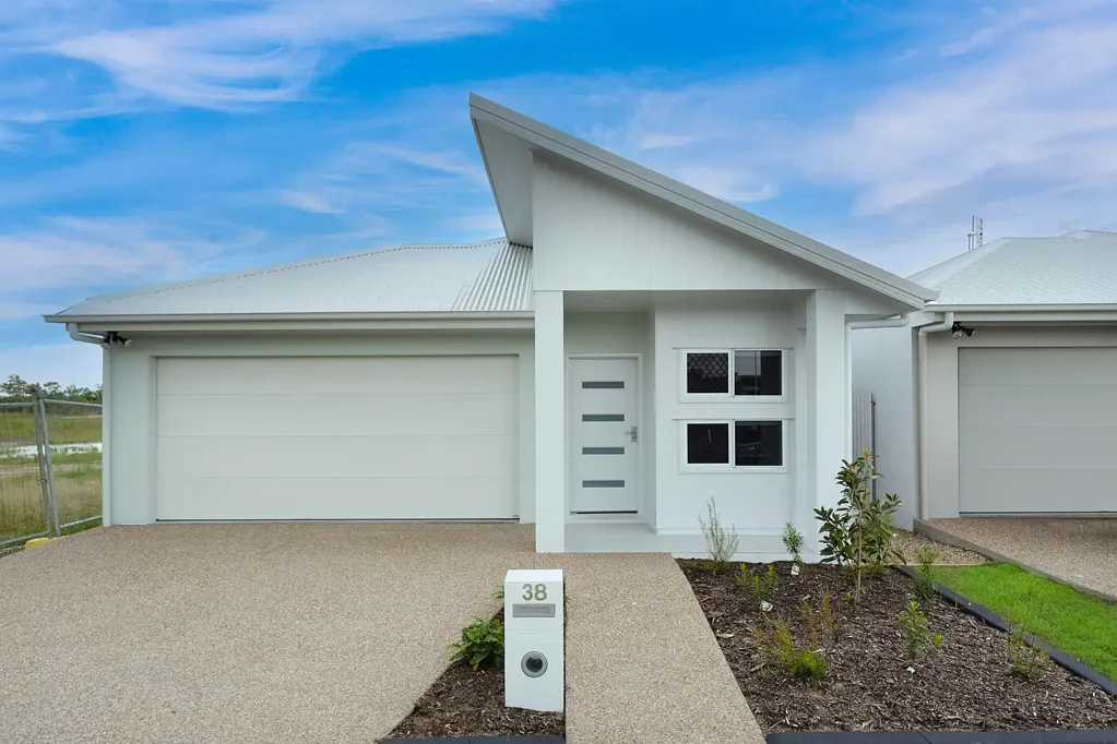 38 Langford Street, Burdell, QLD 4818