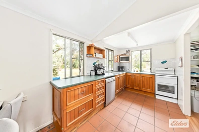 5 Edwards Place, Emerald, QLD 4720, 4 slaapkamers, 2 badkamers, House