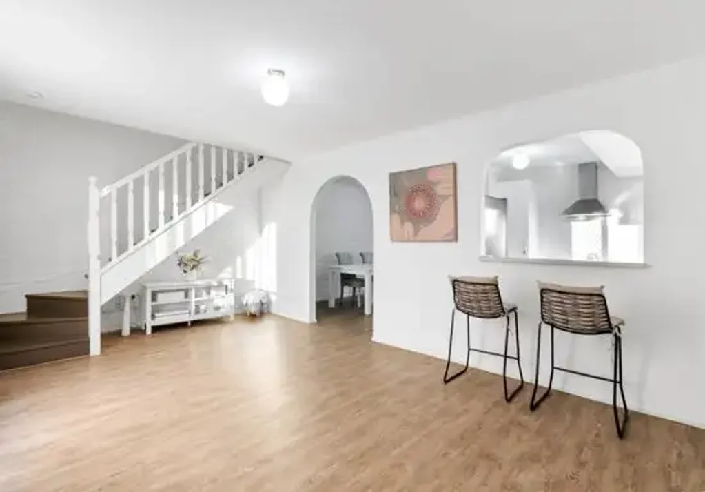 Sunnybank Hills 3 Bedroom House-Like Living Without the Price Tag - Spacious Townhouse with Private Yards, Gate Access & Room to Entertain
