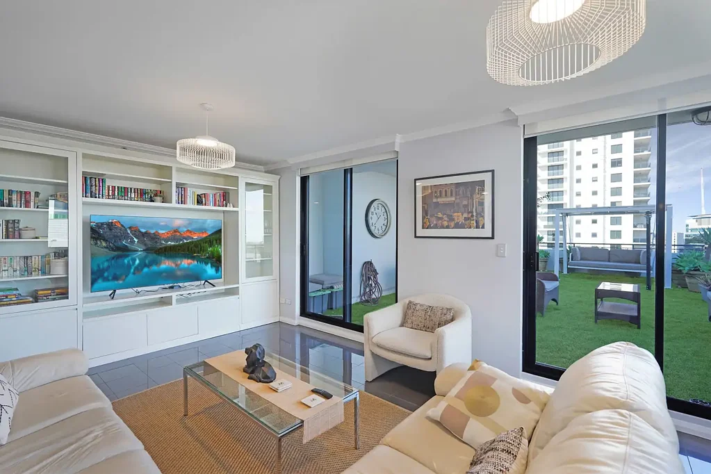 Penthouse Apartment with Exceptional Sky Terrace - Fully Furnished