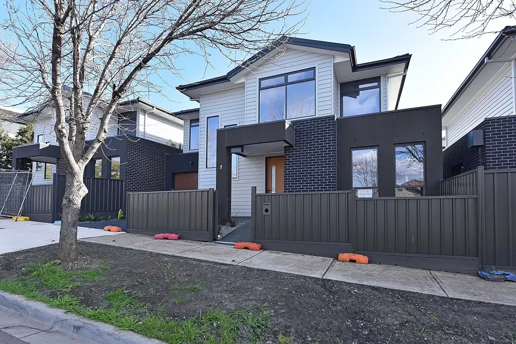 Street-Fronted Family Living in a Convenient Maribyrnong Location
