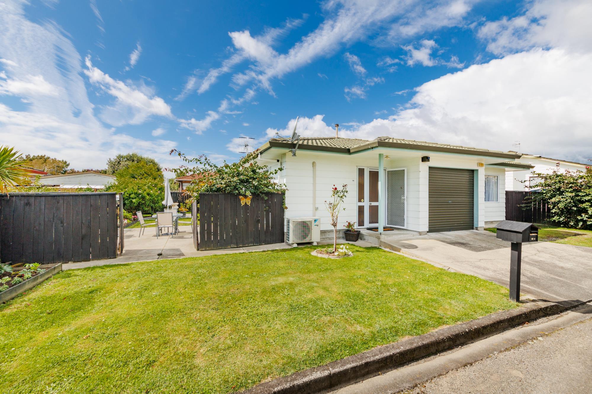 58a Geraldine Crescent, Cloverlea, Palmerston North, 2 rūma, 0 rūma horoi