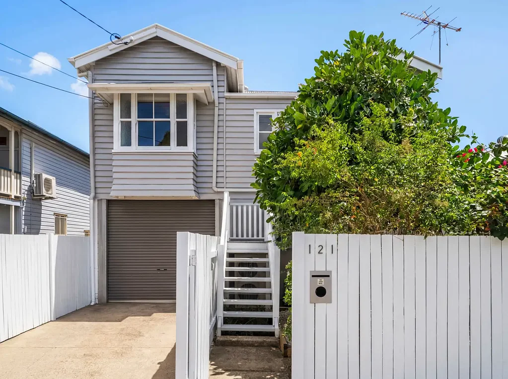 121 Barclay Street, Deagon, QLD 4017
