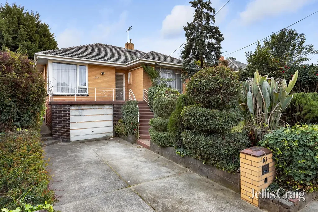 61 Greensborough Road, Macleod, VIC 3085
