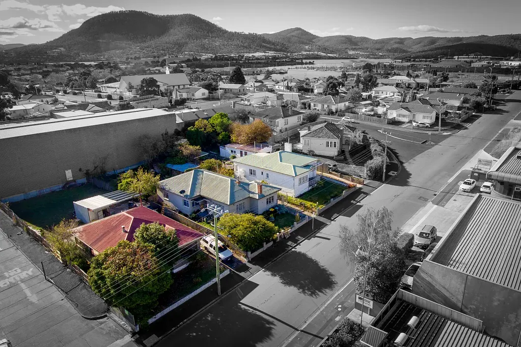 30 Lampton Avenue, Derwent Park, TAS 7009