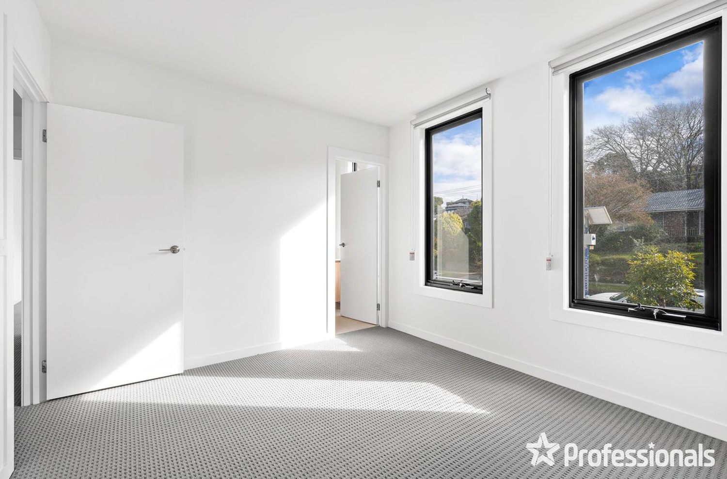 88 WINYARD DR, MOOROOLBARK VIC 3138, 0 habitaciones, 0 baños, Townhouse