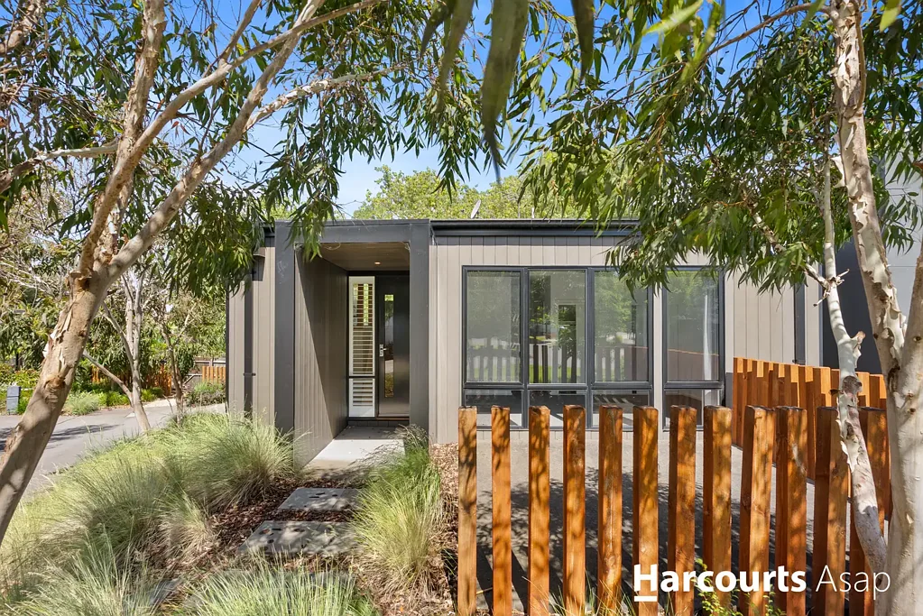 29 Willowdene Way, Berwick, VIC 3806
