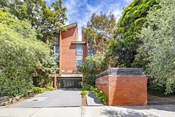 10/205-207 Maribyrnong Road, Ascot Vale