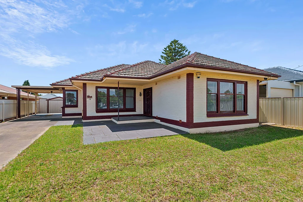 18 Ormond Avenue, Clearview, SA 5085
