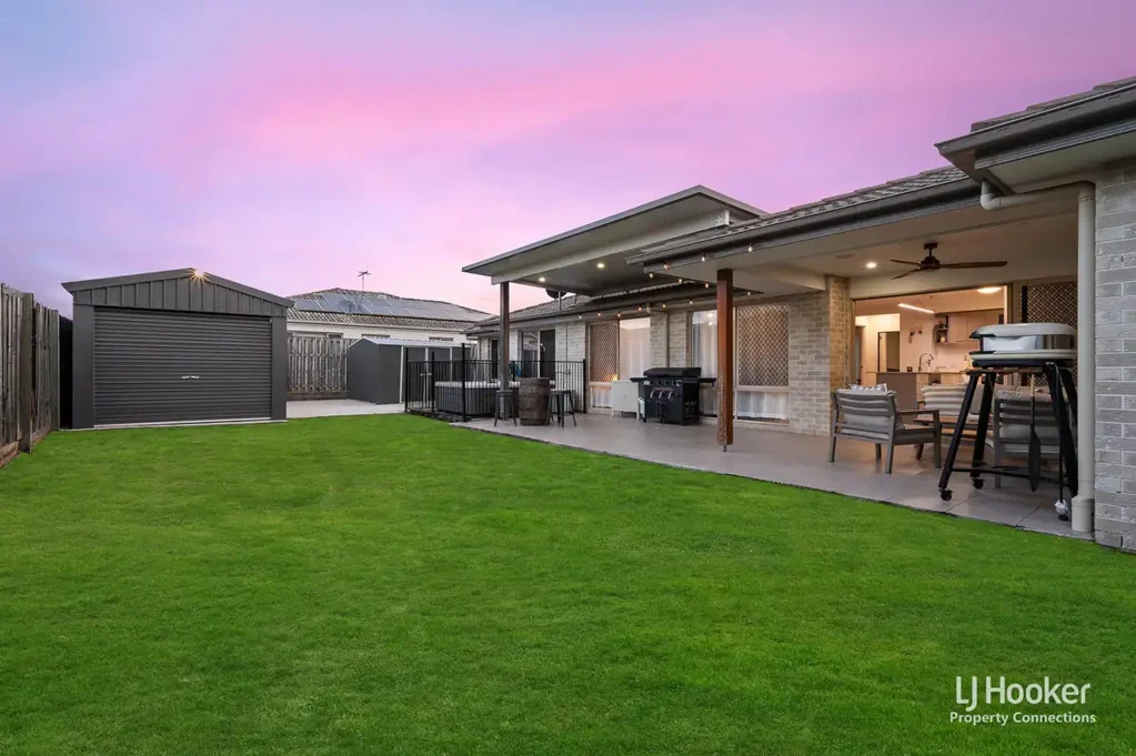 Burpengary East 4房  现代家庭生活，兼具娱乐魅力  MOTIVATED SELLERS HERES YOUR CHANCE!