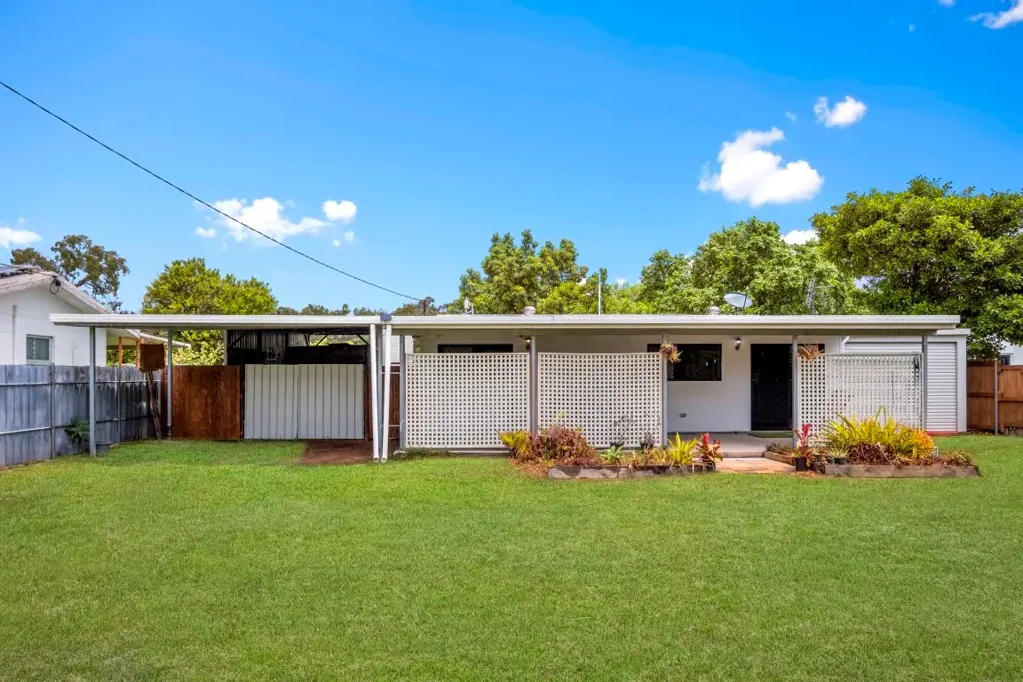 Bluewater 2房  Big Block, Big Potential, Comfortable Family Living