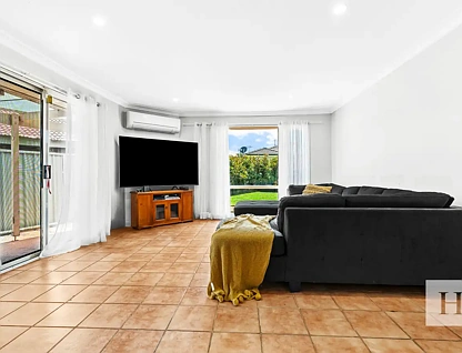 9 Nagle Crescent, Blue Haven, NSW 2262, 4房, 2浴, 独立屋